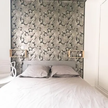 Apartment Le Cabinet De Curiosite - La Bonne Marienne *